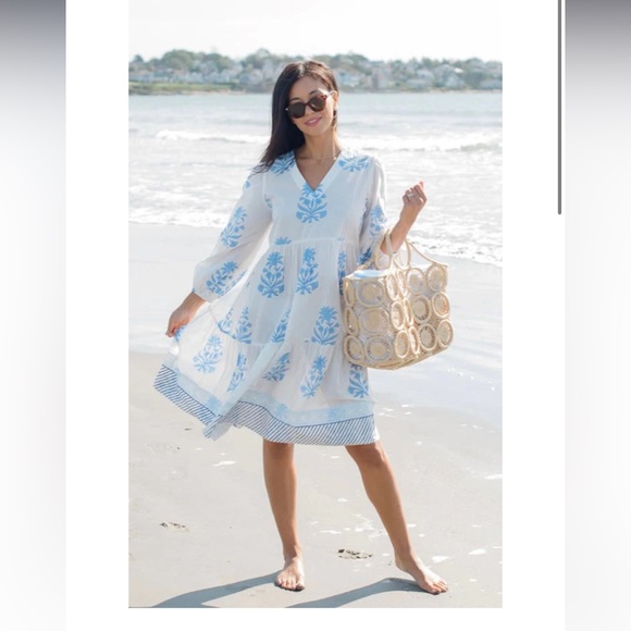 navyBLEU Dresses & Skirts - navyBLEU Blue and White Block Print Floral Midi Coverup Dress, Size Large